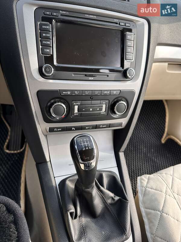 Универсал Skoda Octavia 2012 в Христиновке