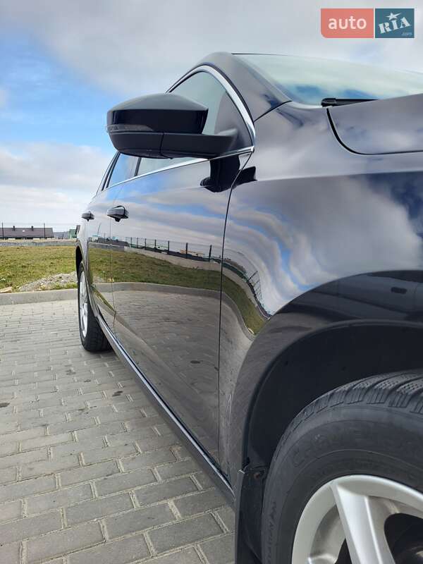 Универсал Skoda Octavia 2016 в Ровно
