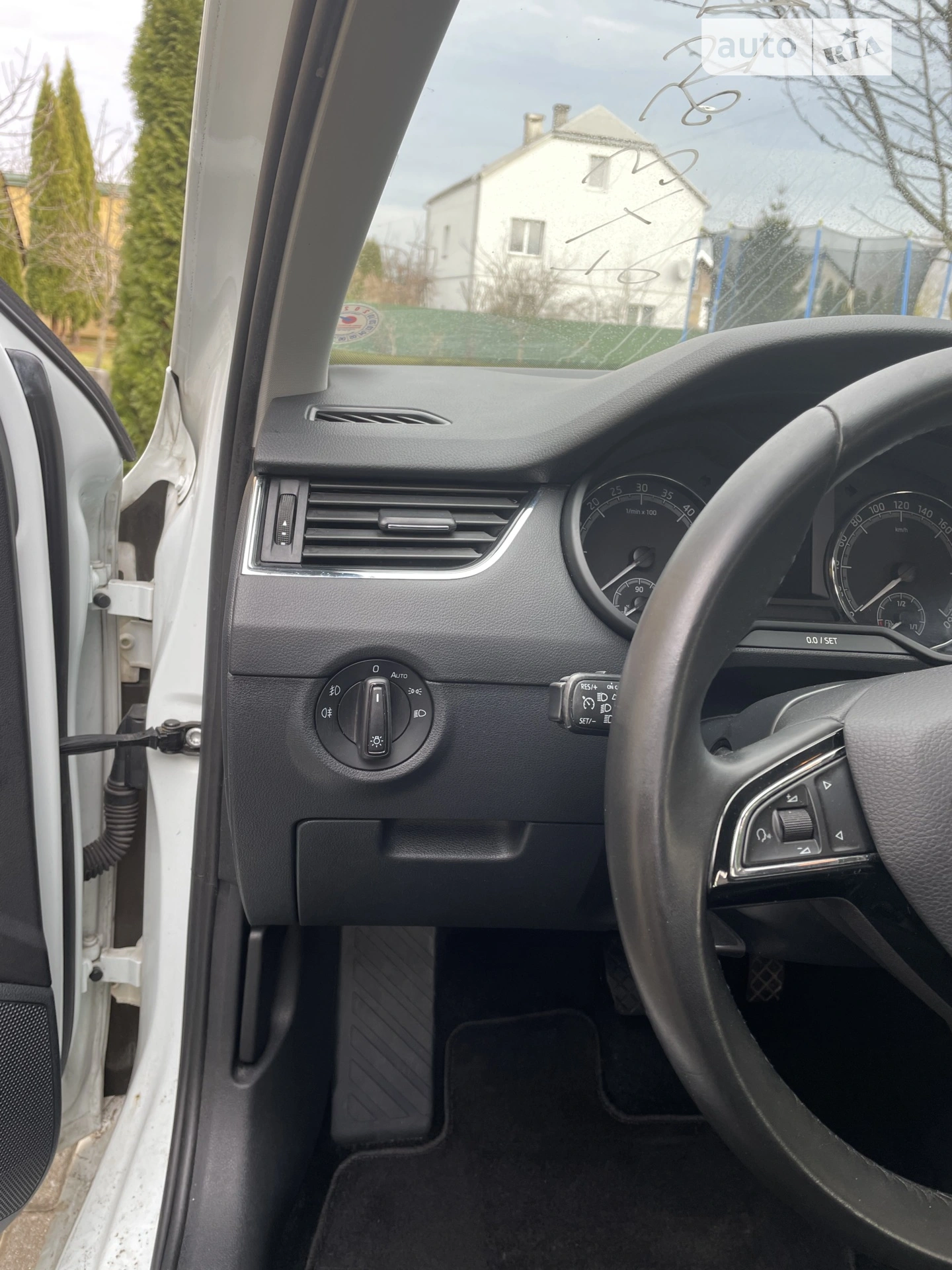 2019 Skoda Octavia - мініатюра 28