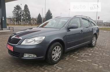 Універсал Skoda Octavia 2012 в Любомлі