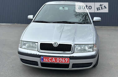 Лифтбек Skoda Octavia 2003 в Днепре