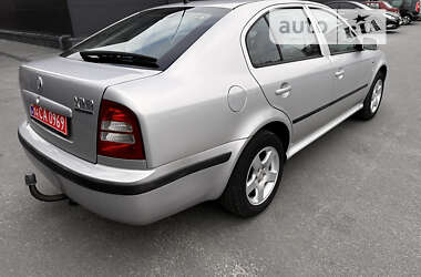 Ліфтбек Skoda Octavia 2003 в Харкові