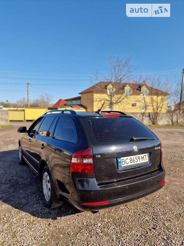 Універсал Skoda Octavia 2011 в Бродах