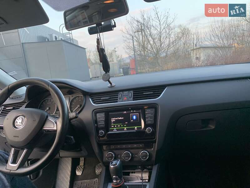 Лифтбек Skoda Octavia 2015 в Иршаве