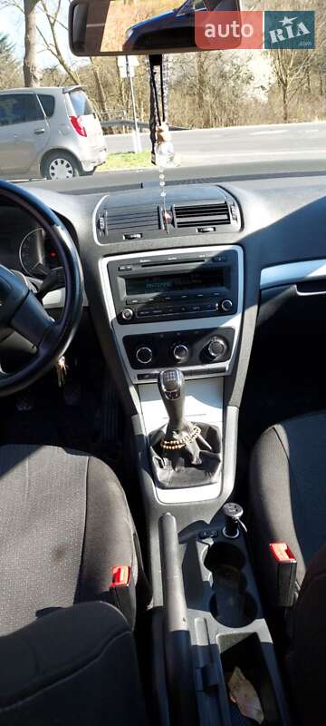 Седан Skoda Octavia 2011 в Тернополі