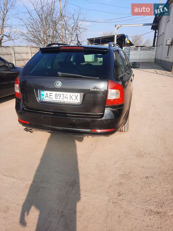 Універсал Skoda Octavia 2010 в Кривому Розі