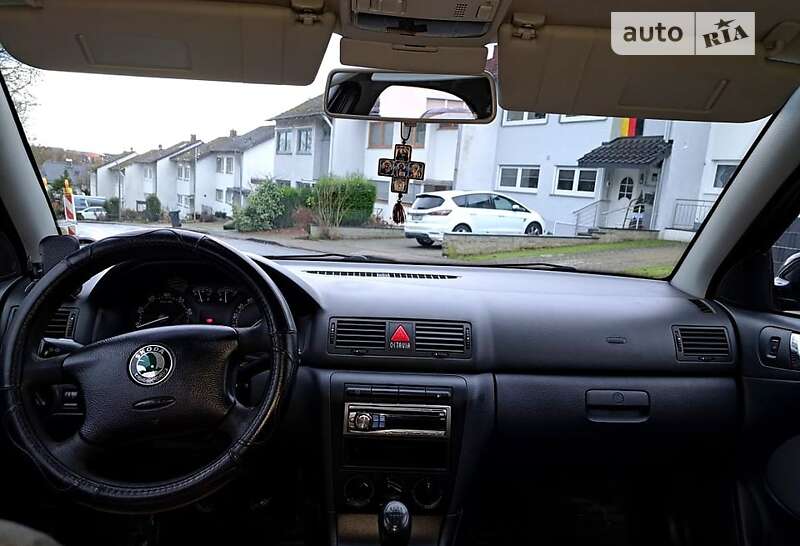 Ліфтбек Skoda Octavia 2006 в Драбіву