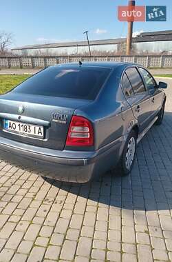 Лифтбек Skoda Octavia 2006 в Мукачево