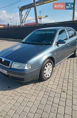 Лифтбек Skoda Octavia 2006 в Мукачево