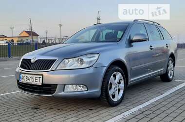 Универсал Skoda Octavia 2012 в Нововолынске