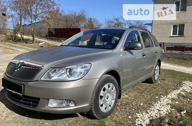 Універсал Skoda Octavia 2013 в Збаражі
