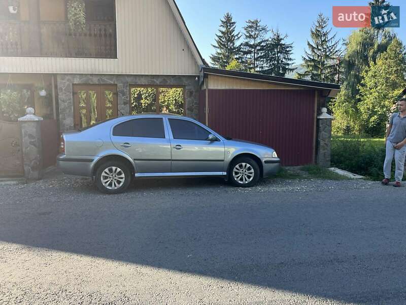 Ліфтбек Skoda Octavia 2005 в Хусті