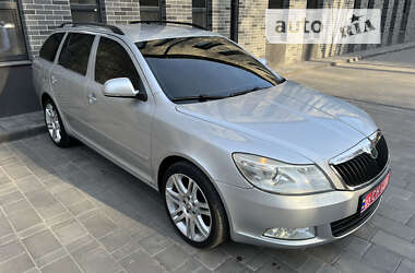 Универсал Skoda Octavia 2010 в Каменском