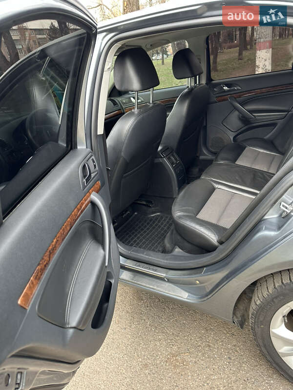 Ліфтбек Skoda Octavia 2012 в Кривому Розі