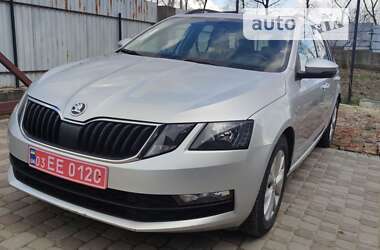 Универсал Skoda Octavia 2018 в Черновцах