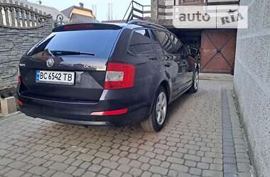 Универсал Skoda Octavia 2014 в Львове