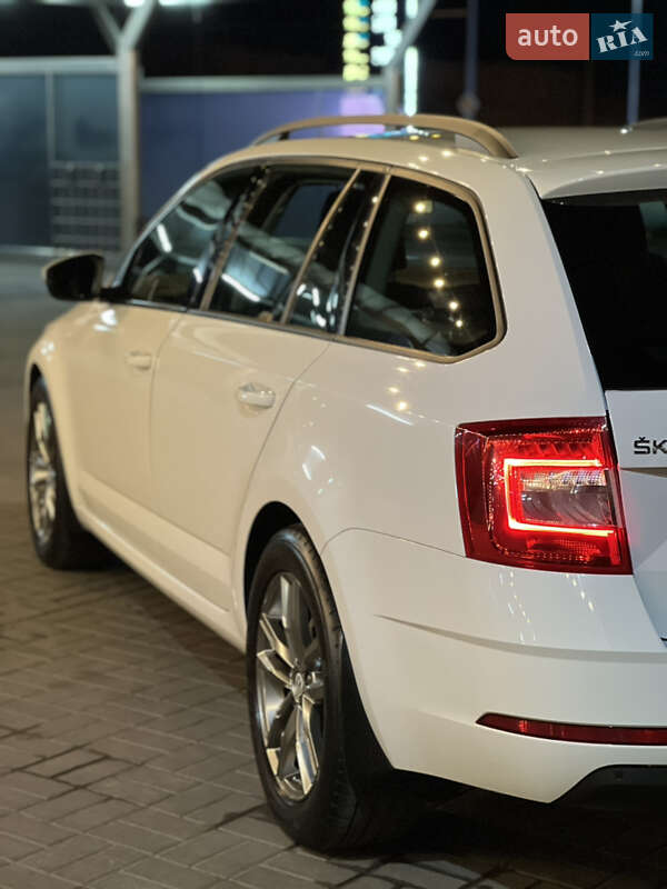 Універсал Skoda Octavia 2018 в Дніпрі