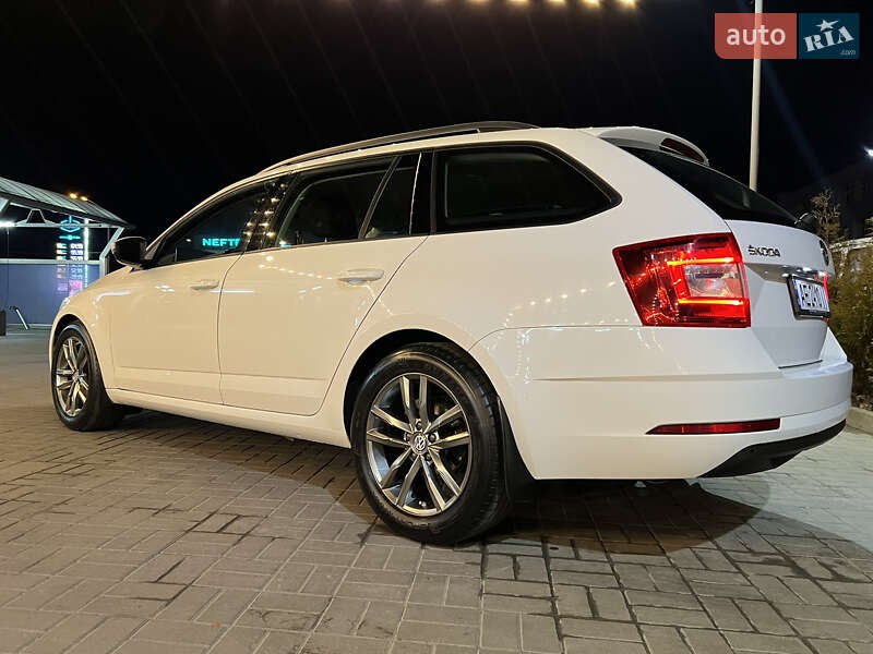 Універсал Skoda Octavia 2018 в Дніпрі