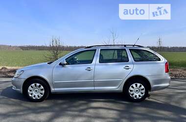 Универсал Skoda Octavia 2010 в Мене