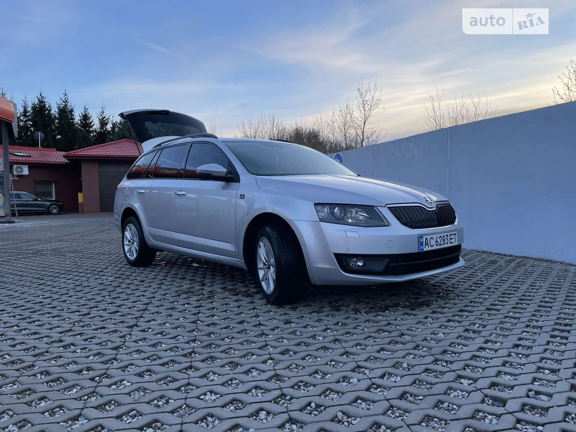 2016 Skoda Octavia - мініатюра 18