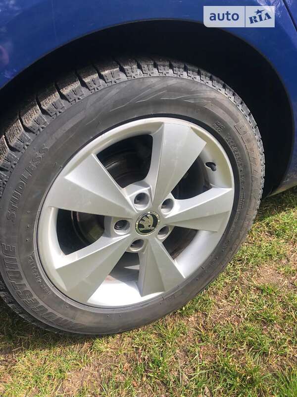 Универсал Skoda Octavia 2014 в Лубнах