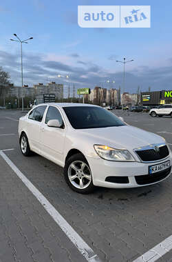 Седан Skoda Octavia 2011 в Киеве