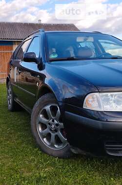 Универсал Skoda Octavia 2001 в Снятине