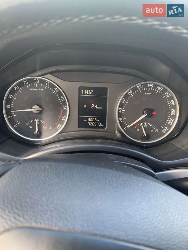 Универсал Skoda Octavia 2012 в Черновцах