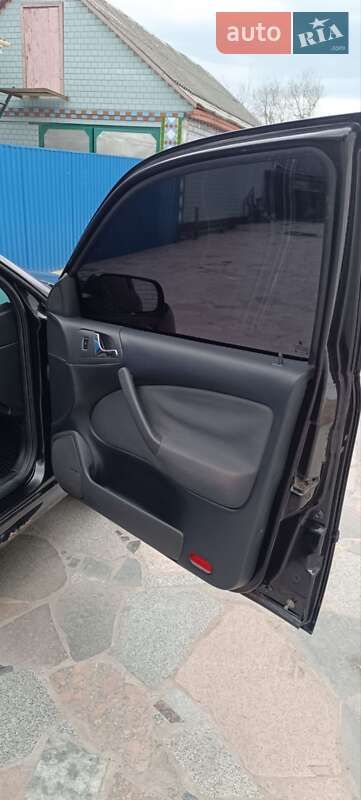 Лифтбек Skoda Octavia 2003 в Жашкове