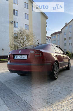 Лифтбек Skoda Octavia 2007 в Сокале