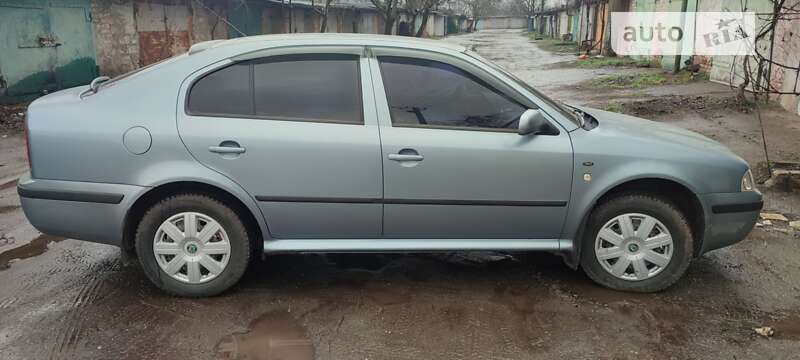Ліфтбек Skoda Octavia 2003 в Кривому Розі