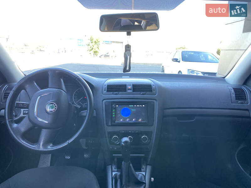 Універсал Skoda Octavia 2009 в Кривому Розі