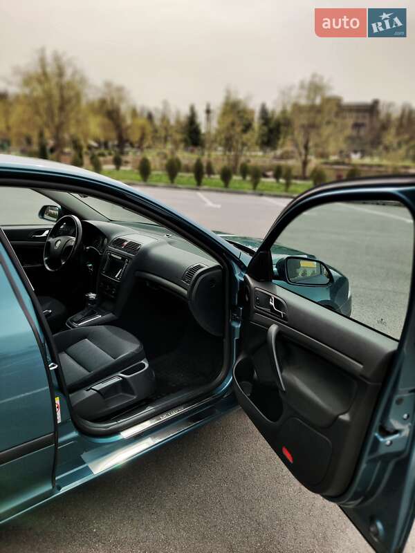 Універсал Skoda Octavia 2007 в Хмільнику