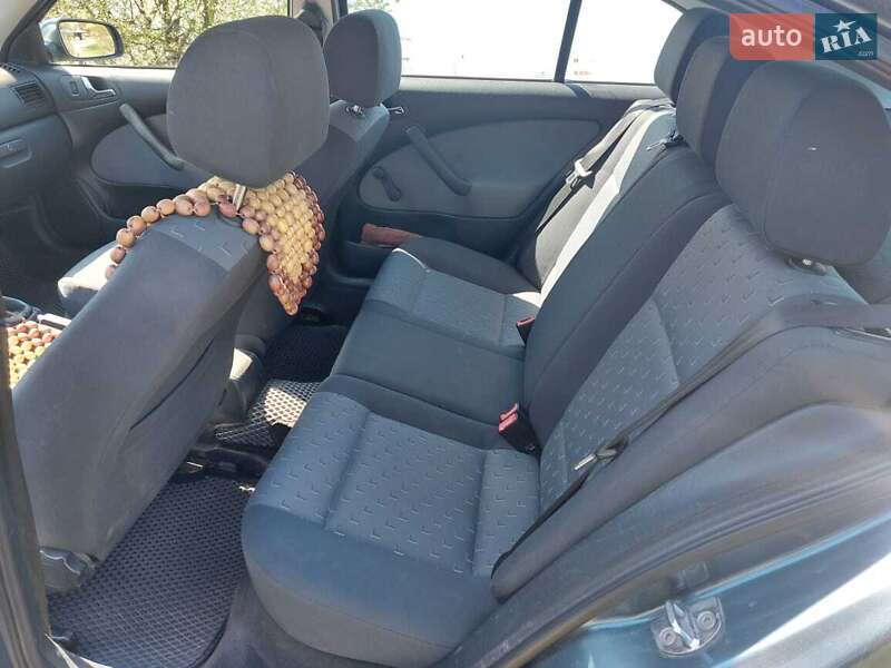Лифтбек Skoda Octavia 2005 в Виннице