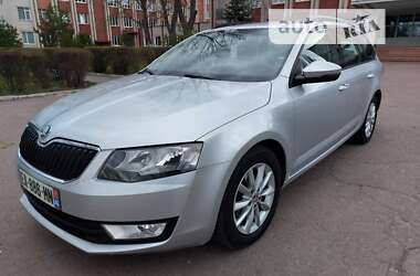 Универсал Skoda Octavia 2016 в Чернигове