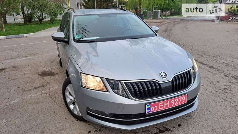 Універсал Skoda Octavia 2018 в Луцьку