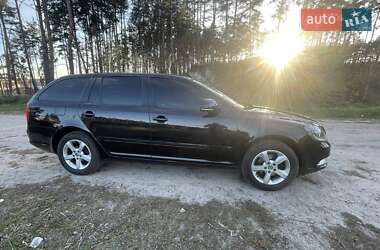 Универсал Skoda Octavia 2009 в Ирпене