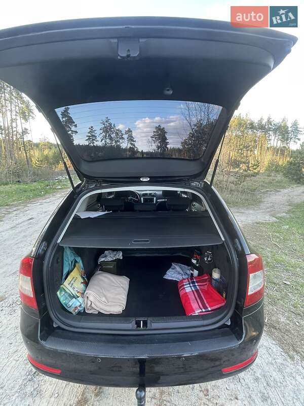 Універсал Skoda Octavia 2009 в Ірпені