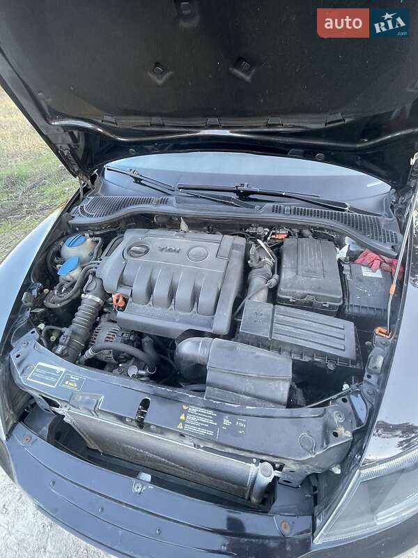 Універсал Skoda Octavia 2009 в Ірпені