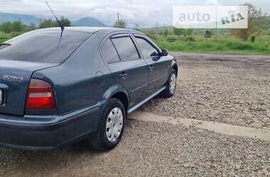 Лифтбек Skoda Octavia 1999 в Тячеве