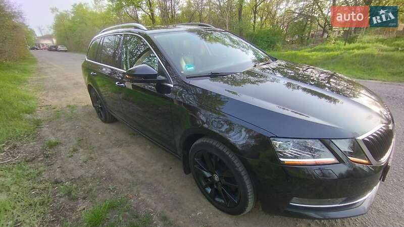 Универсал Skoda Octavia 2018 в Одессе