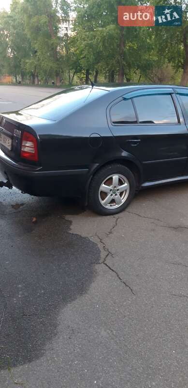 Лифтбек Skoda Octavia 2006 в Гребенке