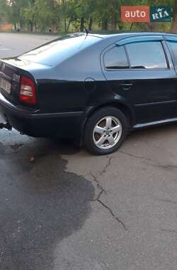 Лифтбек Skoda Octavia 2006 в Гребенке