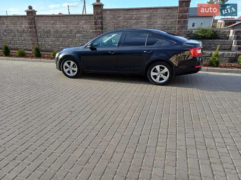 Лифтбек Skoda Octavia 2016 в Заречном