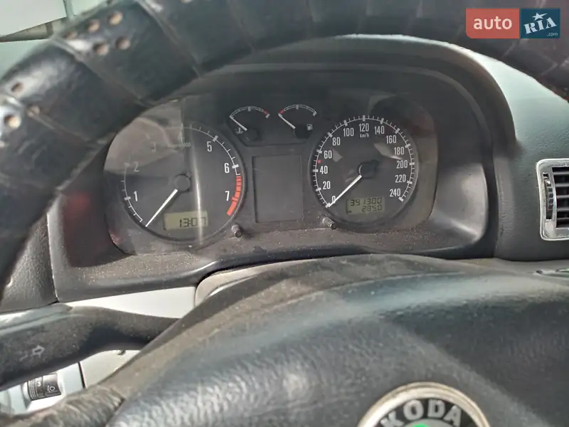 Лифтбек Skoda Octavia 1998 в 
