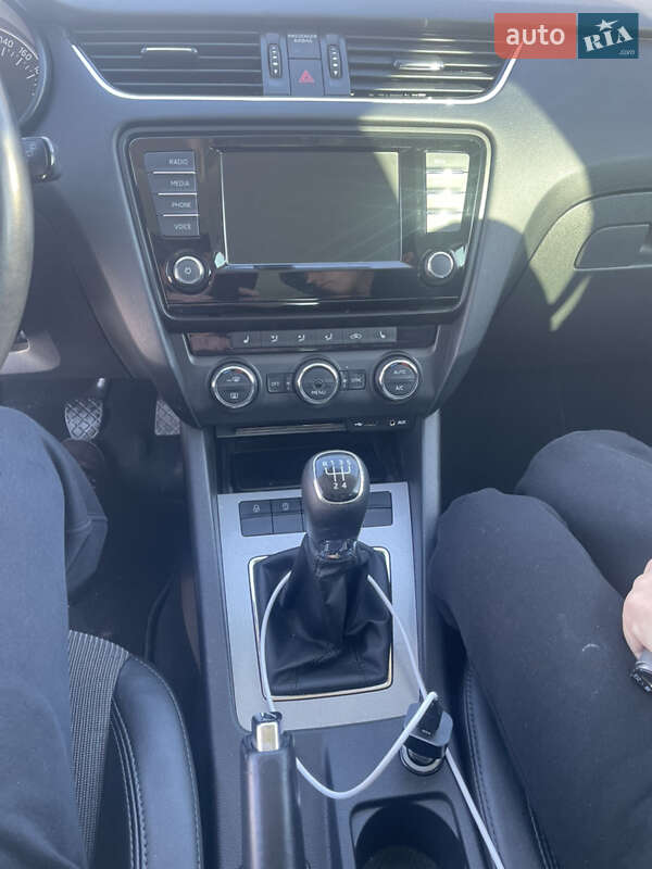 Універсал Skoda Octavia 2016 в Рівному фото 8 Універсал Skoda Octavia 2016 в Рівному