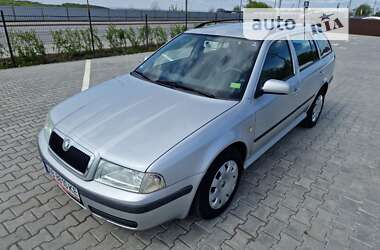 Универсал Skoda Octavia 2003 в Виннице