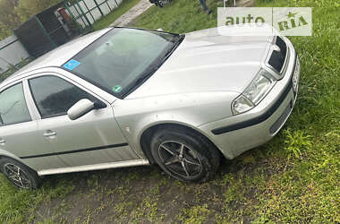 Ліфтбек Skoda Octavia 2006 в Львові