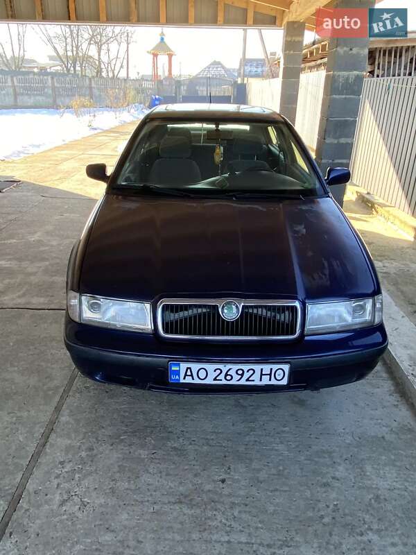 Лифтбек Skoda Octavia 1997 в Хусте