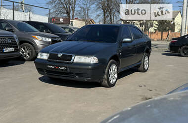 Ліфтбек Skoda Octavia 2000 в Вінниці